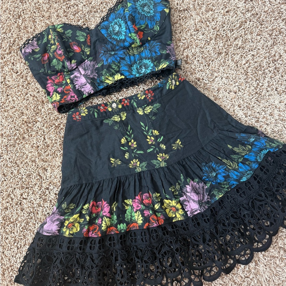 Charo Ruiz set